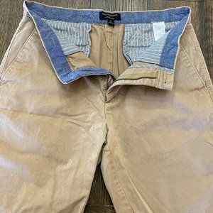 Banana Republic Emerson Short Size 32 Khaki